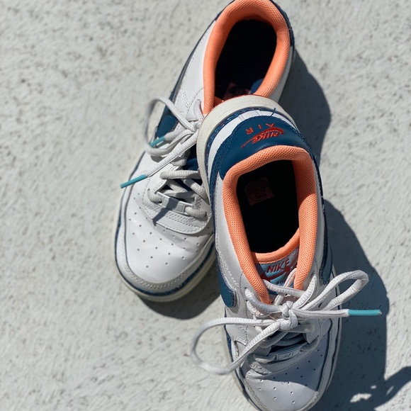 nike air force 1 swoosh chain